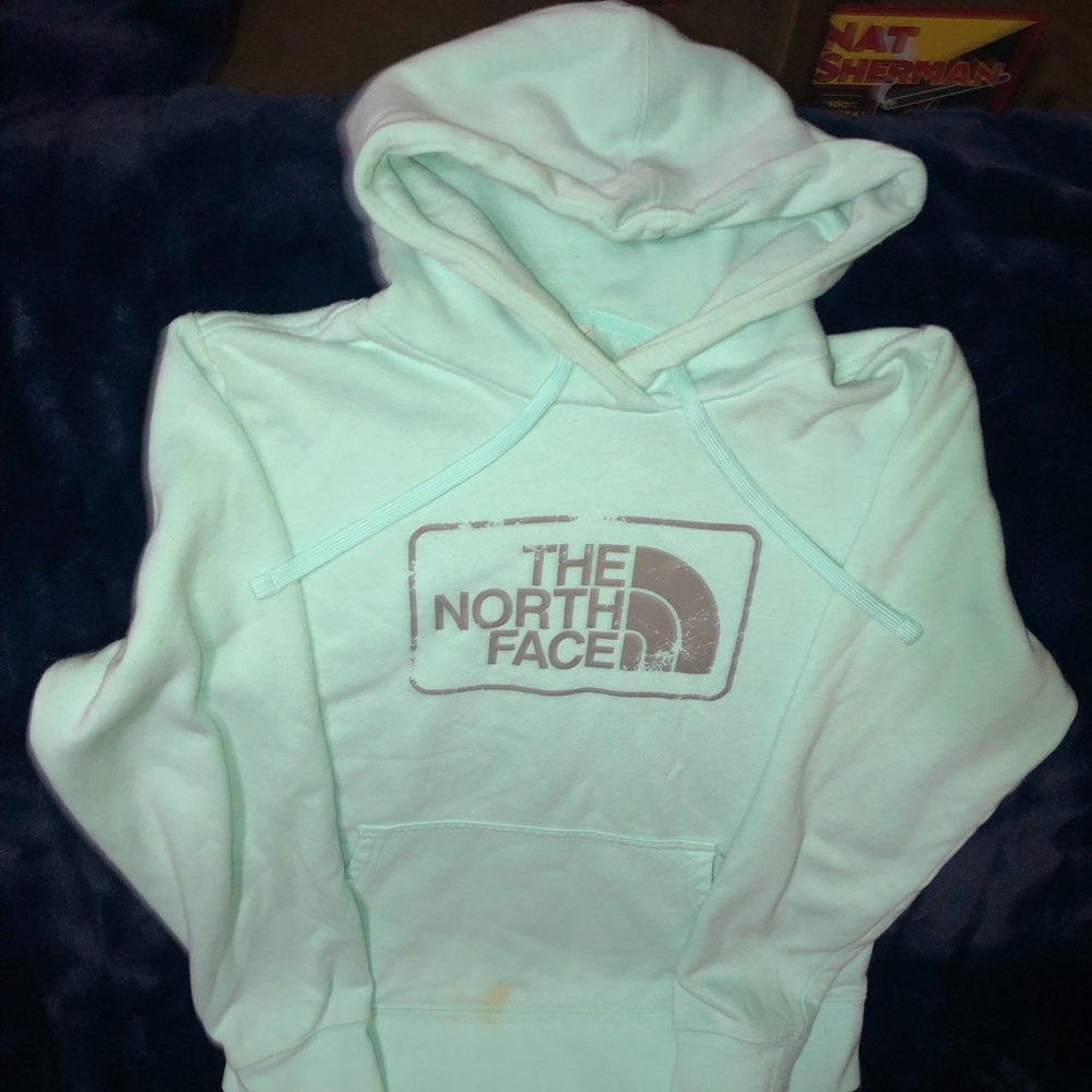 Women’s North Face Sweatshirt